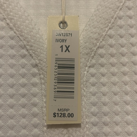 Max Studio Ivory Textured Knit Top - Picture 4 of 6